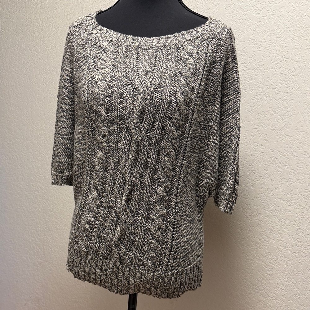 LOFT Gray and White Short Sleeve Sweater